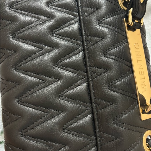 VALENTINO BY MARIO VALENTINO
Lynn Textured Logo Leather Two Way
Top Handle Bag - Picture 3 of 6